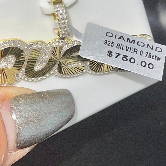 REAL DIAMOND Queen custom made pendant charm .83ct best gift appraisal included - Picture 5 of 8